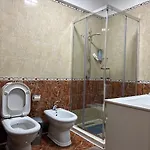 شقة Rudi 2 In *