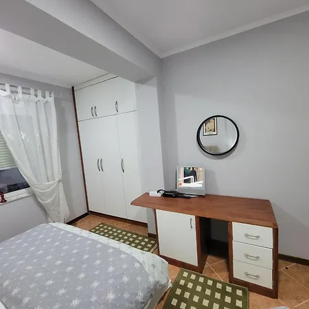 Rudi 2 In تيرانا