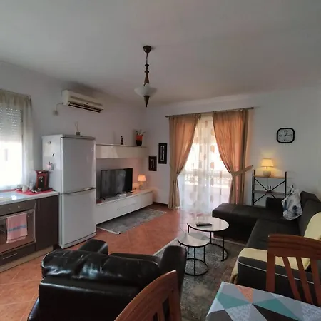 Rudi 2 In Lejlighed *