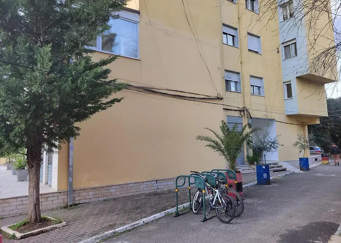 Rudi 2 In Appartement Tirana